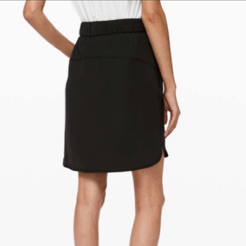Lululemon on the fly skirt